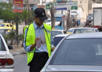 180 دينارا لمن يقود مركبة دون رخصة بغزة